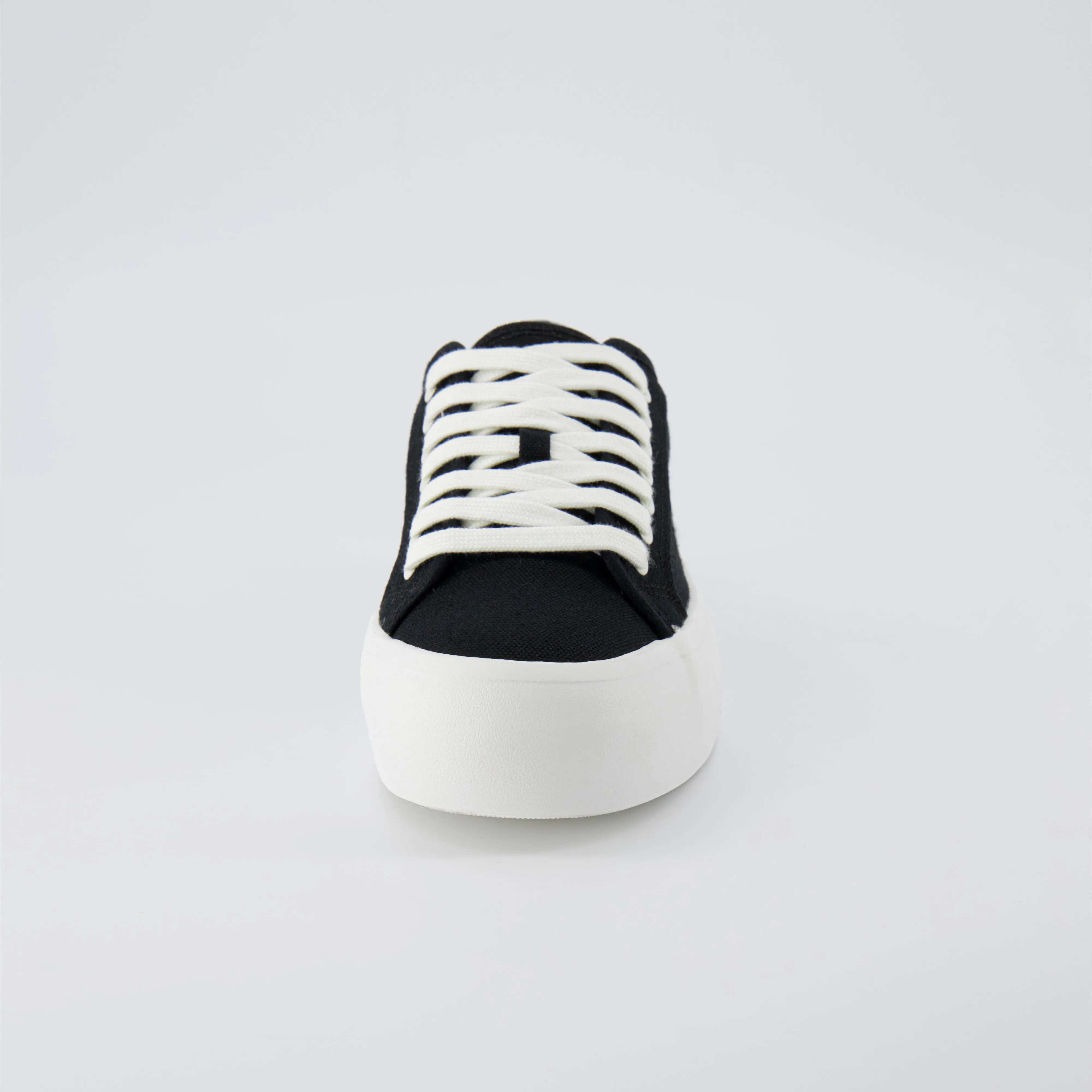 Tag Low Top Canvas Sneaker